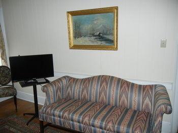 Wayside Inn Middletown Bagian luar foto