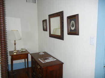 Wayside Inn Middletown Bagian luar foto